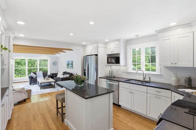 88 Southfield Road, Concord, MA 01742