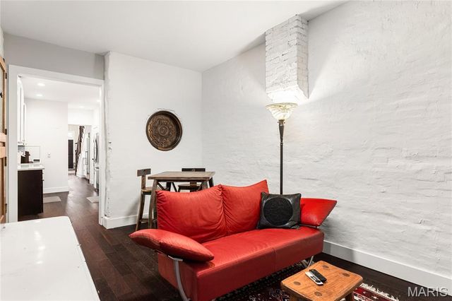 1721 Carroll Street, St Louis, MO 63104