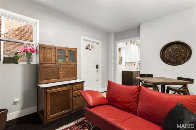 1721 Carroll Street, St Louis, MO 63104