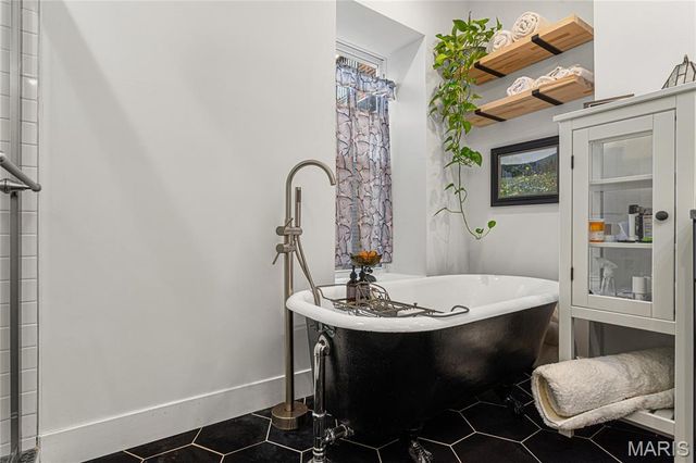 1721 Carroll Street, St Louis, MO 63104