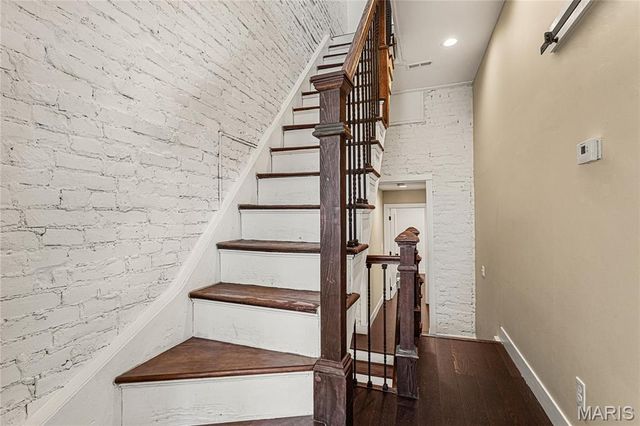 1721 Carroll Street, St Louis, MO 63104