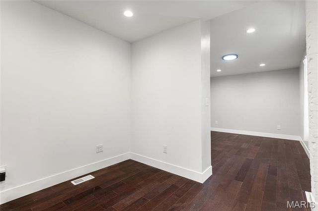 1721 Carroll Street, St Louis, MO 63104