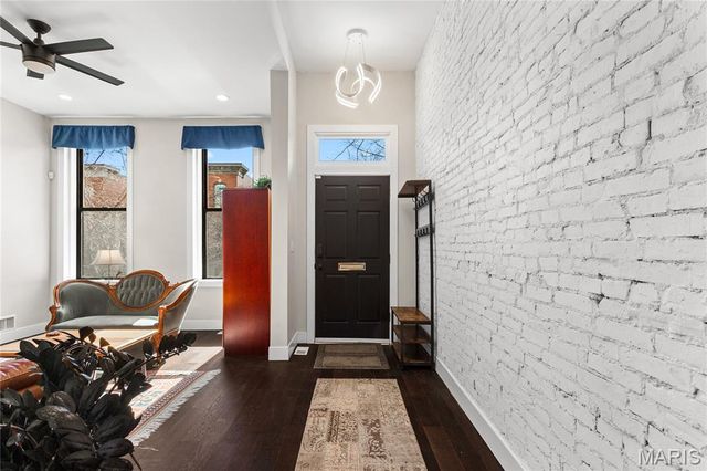 1721 Carroll Street, St Louis, MO 63104