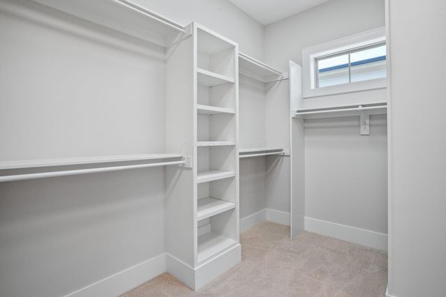 6192 Garden Loop, Westerville, OH 43082