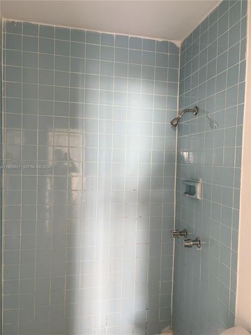 3675 W 11th Ave 320, Hialeah, FL 33012