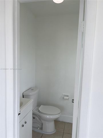 3675 W 11th Ave 320, Hialeah, FL 33012