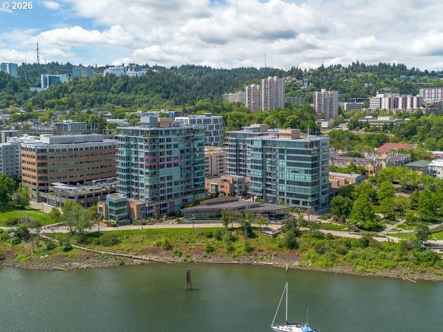 1920 S RIVER Dr E902, Portland, OR 97201