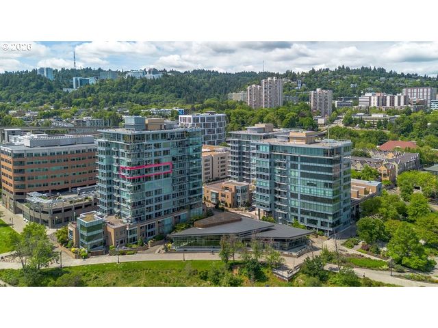 1920 S RIVER Dr E902, Portland, OR 97201