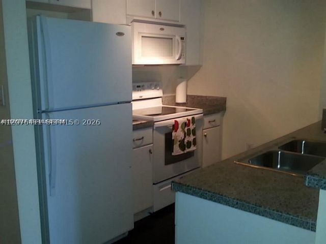2740 SW 28th Ter 503, Miami, FL 33133