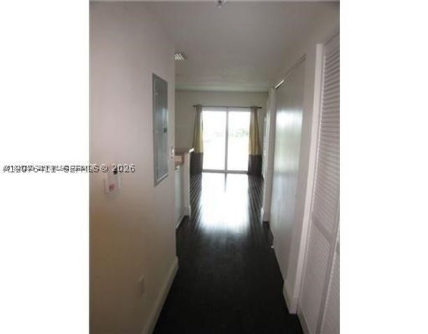 2740 SW 28th Ter 503, Miami, FL 33133