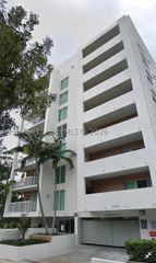 2740 SW 28th Ter 503, Miami, FL 33133
