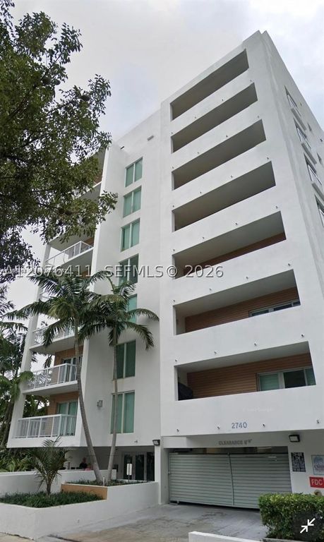 2740 SW 28th Ter 503, Miami, FL 33133