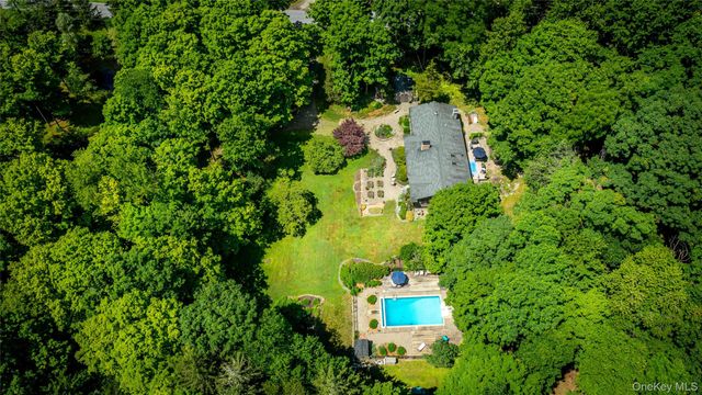 50 Field Road, Clinton Corners, NY 12514