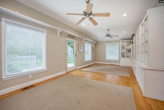 1035 Elm Avenue, Columbia, SC 29205