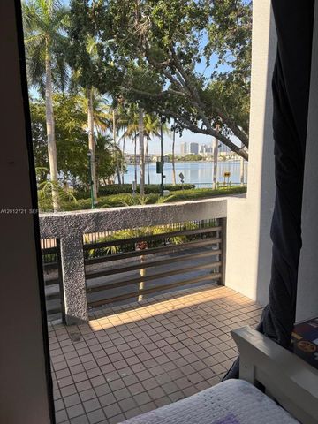 3003 NE 183rd Ln 0, Aventura, FL 33160