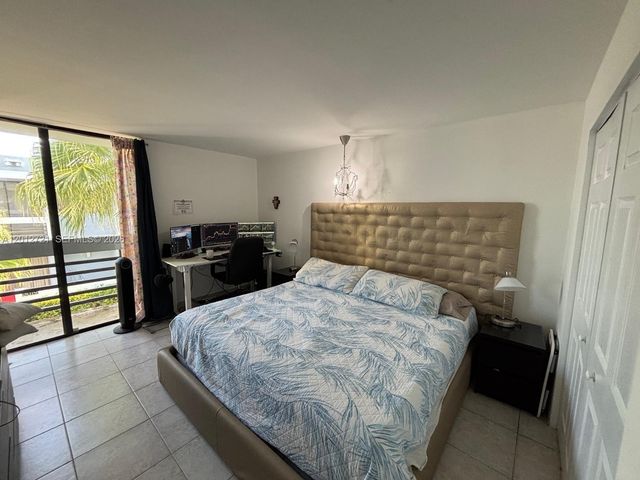 3003 NE 183rd Ln 0, Aventura, FL 33160