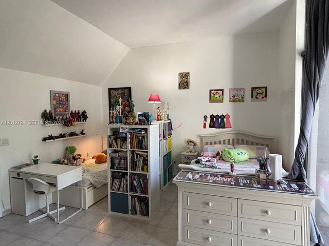 3003 NE 183rd Ln 0, Aventura, FL 33160