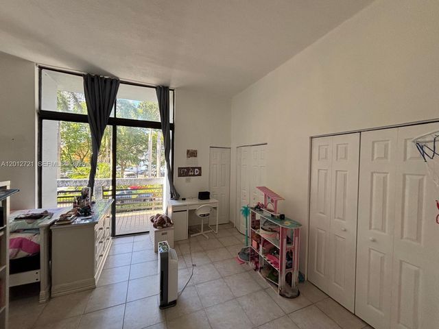 3003 NE 183rd Ln 0, Aventura, FL 33160