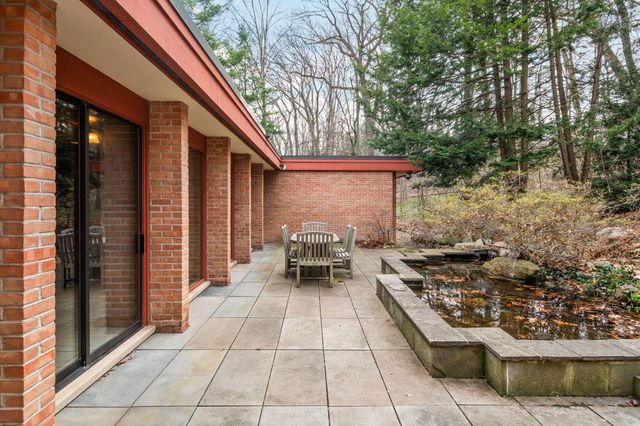 276 Indian River Place, Ann Arbor, MI 48104