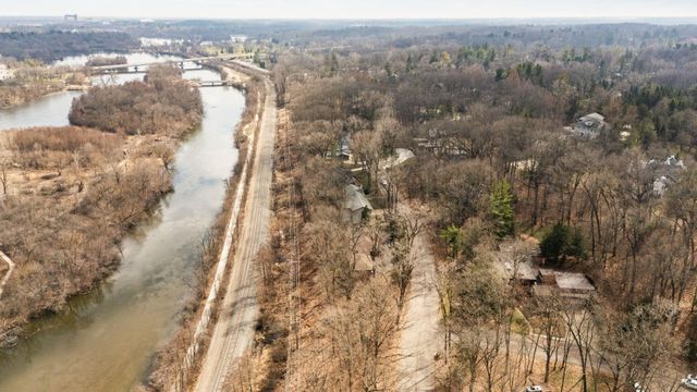 276 Indian River Place, Ann Arbor, MI 48104