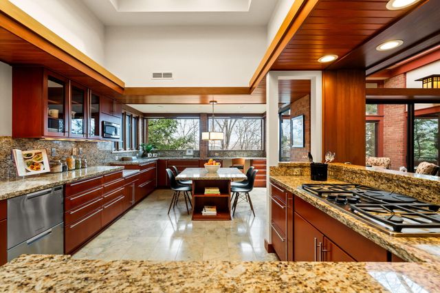 276 Indian River Place, Ann Arbor, MI 48104