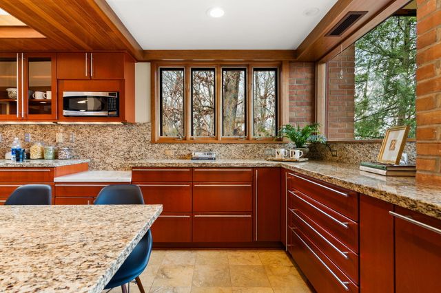 276 Indian River Place, Ann Arbor, MI 48104