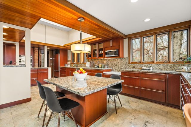 276 Indian River Place, Ann Arbor, MI 48104