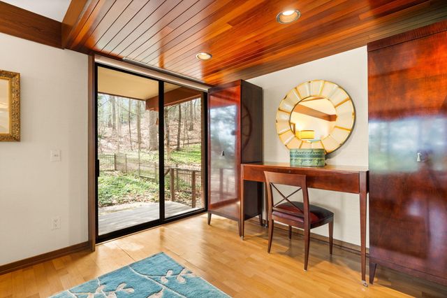 276 Indian River Place, Ann Arbor, MI 48104