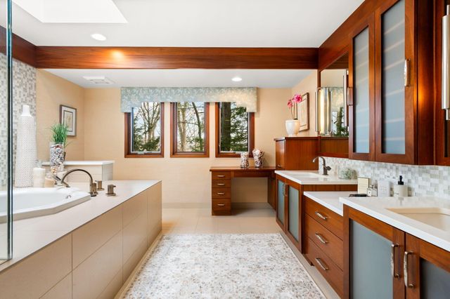 276 Indian River Place, Ann Arbor, MI 48104