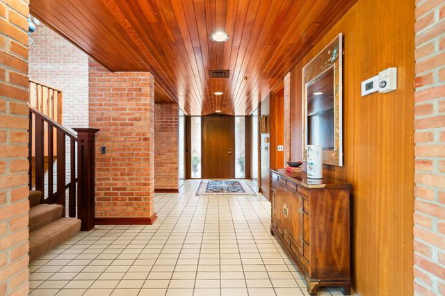 276 Indian River Place, Ann Arbor, MI 48104