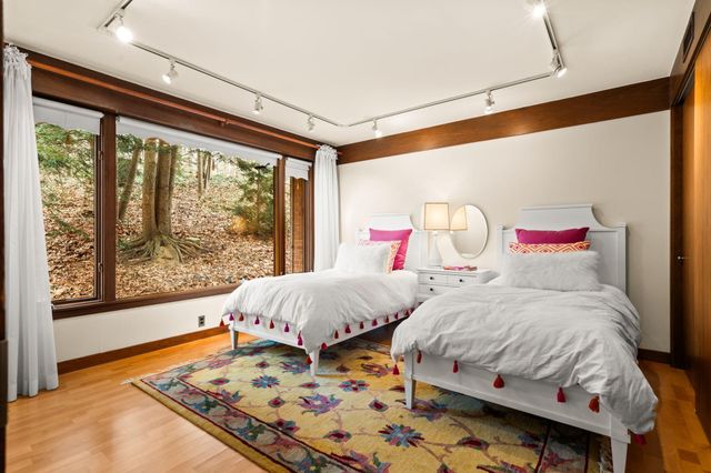 276 Indian River Place, Ann Arbor, MI 48104