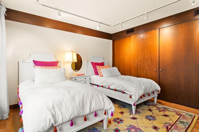 276 Indian River Place, Ann Arbor, MI 48104