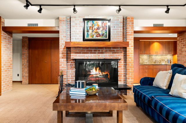 276 Indian River Place, Ann Arbor, MI 48104