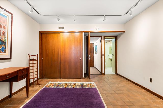 276 Indian River Place, Ann Arbor, MI 48104