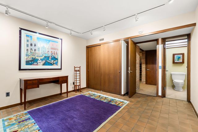 276 Indian River Place, Ann Arbor, MI 48104