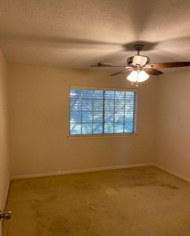 7915 Capri Circle, Houston, TX 77095