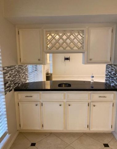 7915 Capri Circle, Houston, TX 77095