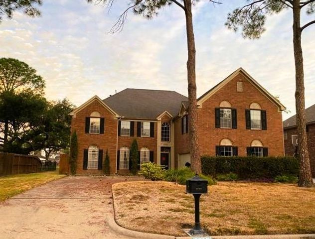 7915 Capri Circle, Houston, TX 77095