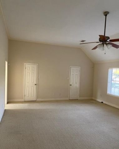 7915 Capri Circle, Houston, TX 77095