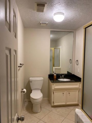 7915 Capri Circle, Houston, TX 77095