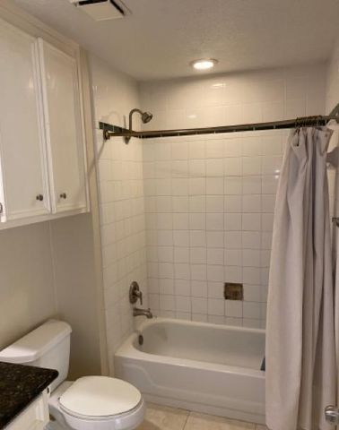 7915 Capri Circle, Houston, TX 77095