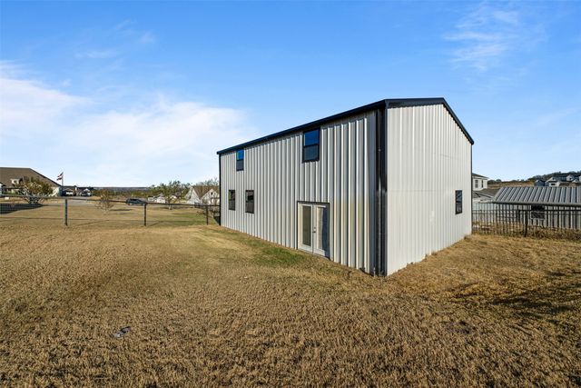 204 Swift Drive, Aledo, TX 76008