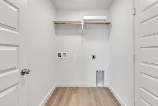 6333 Poppy Dr, Midland, TX 79705