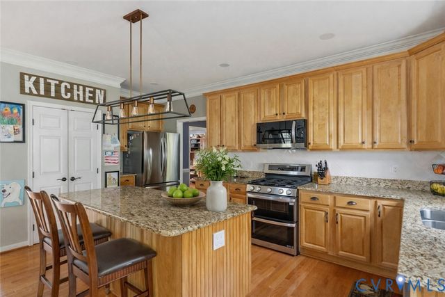 9473 Indianfield Dr, Mechanicsville, VA 23116