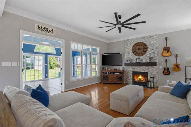 9473 Indianfield Dr, Mechanicsville, VA 23116