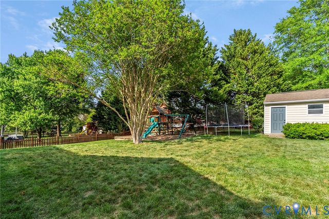 9473 Indianfield Dr, Mechanicsville, VA 23116