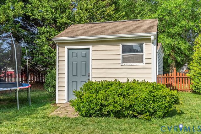 9473 Indianfield Dr, Mechanicsville, VA 23116