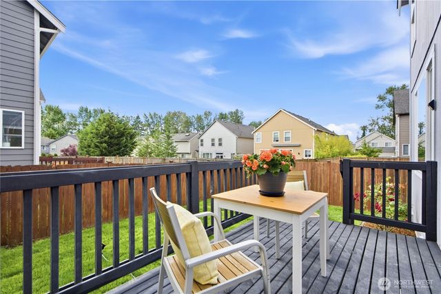 4335 NE 2nd Ct, Renton, WA 98059