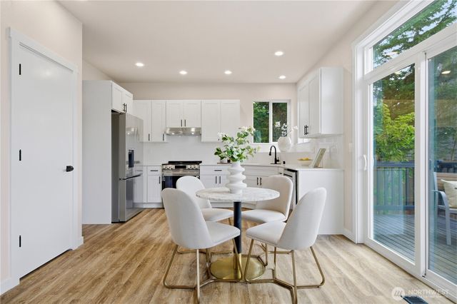 4335 NE 2nd Ct, Renton, WA 98059