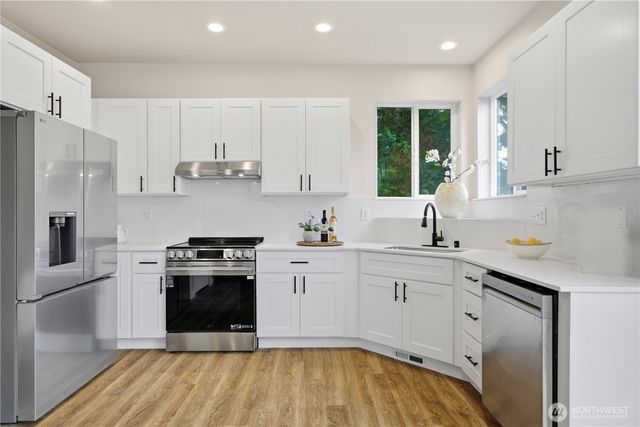 4335 NE 2nd Ct, Renton, WA 98059
